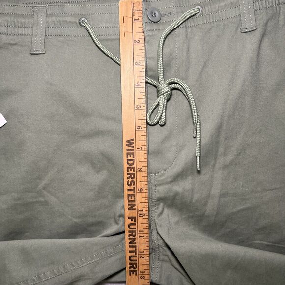 Roundtree Yorke Casuals NWT Mens Shorts Size 42 Straight Fit Drawstring Olive - Picture 10 of 11